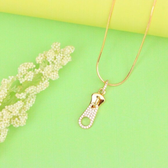 "Stylish Rose Gold Zipper Shape Pendant with Sparkling Stones, XPPT1477 - Picture 13 of 13